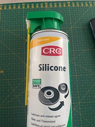 Tento spray používám k plné spokojenosti